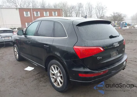 2011 Audi Q5 2.0T Premium z USA, uszkodzony, nr VIN WA1LFAFP5BA056190